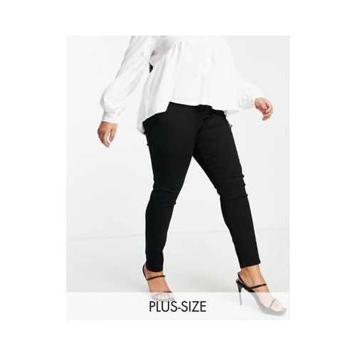 Черные зауженные джинсы In The Style Plus x Jac Jossa-Черный цвет
